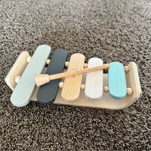 Pottery barn kids Plan toys xylophone